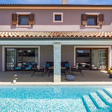 Villa Roma Near Pula For 6 People With Private Pool Jadreski ภายนอก รูปภาพ