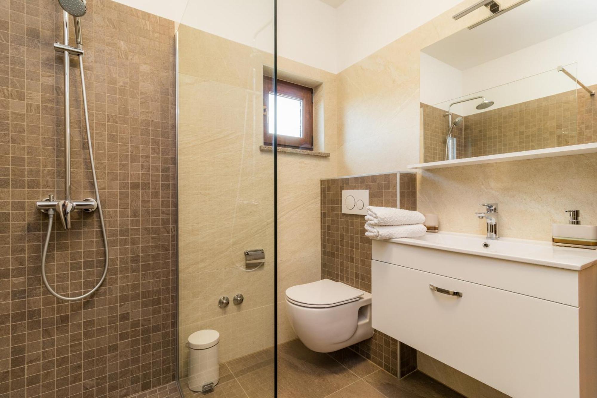 Villa Roma Near Pula For 6 People With Private Pool Jadreski ภายนอก รูปภาพ