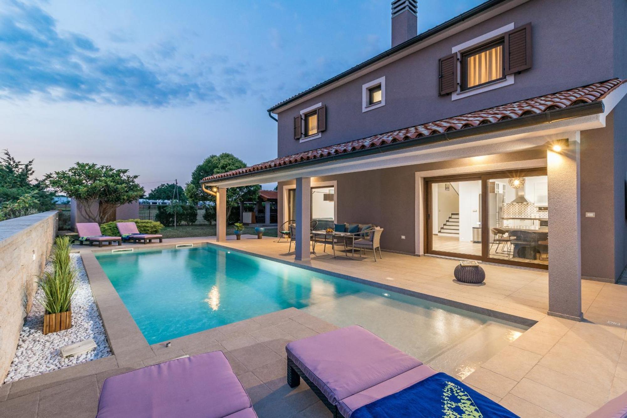 Villa Roma Near Pula For 6 People With Private Pool Jadreski ภายนอก รูปภาพ