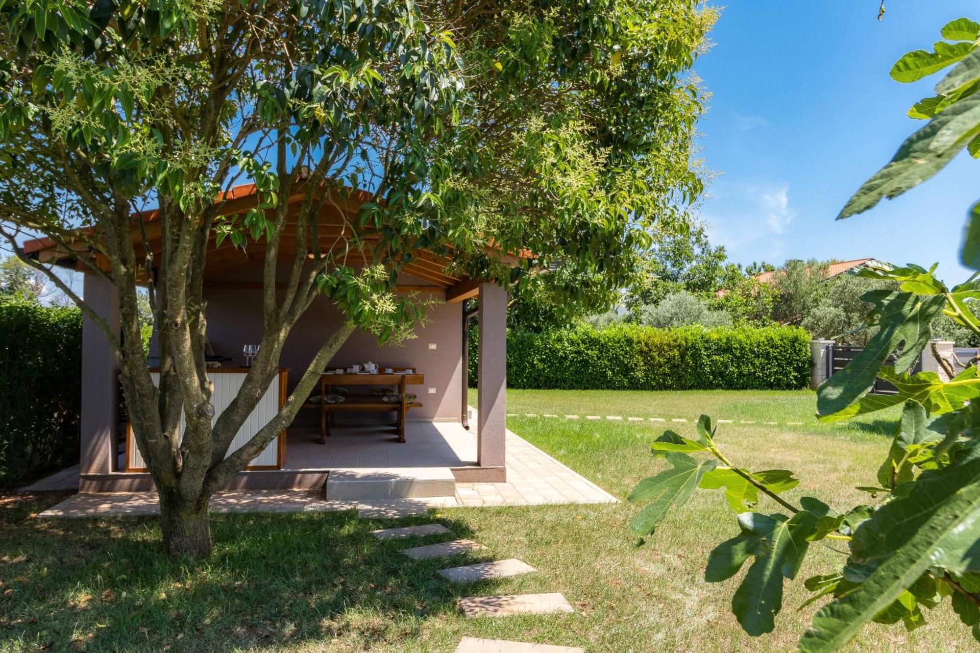 Villa Roma Near Pula For 6 People With Private Pool Jadreski ภายนอก รูปภาพ